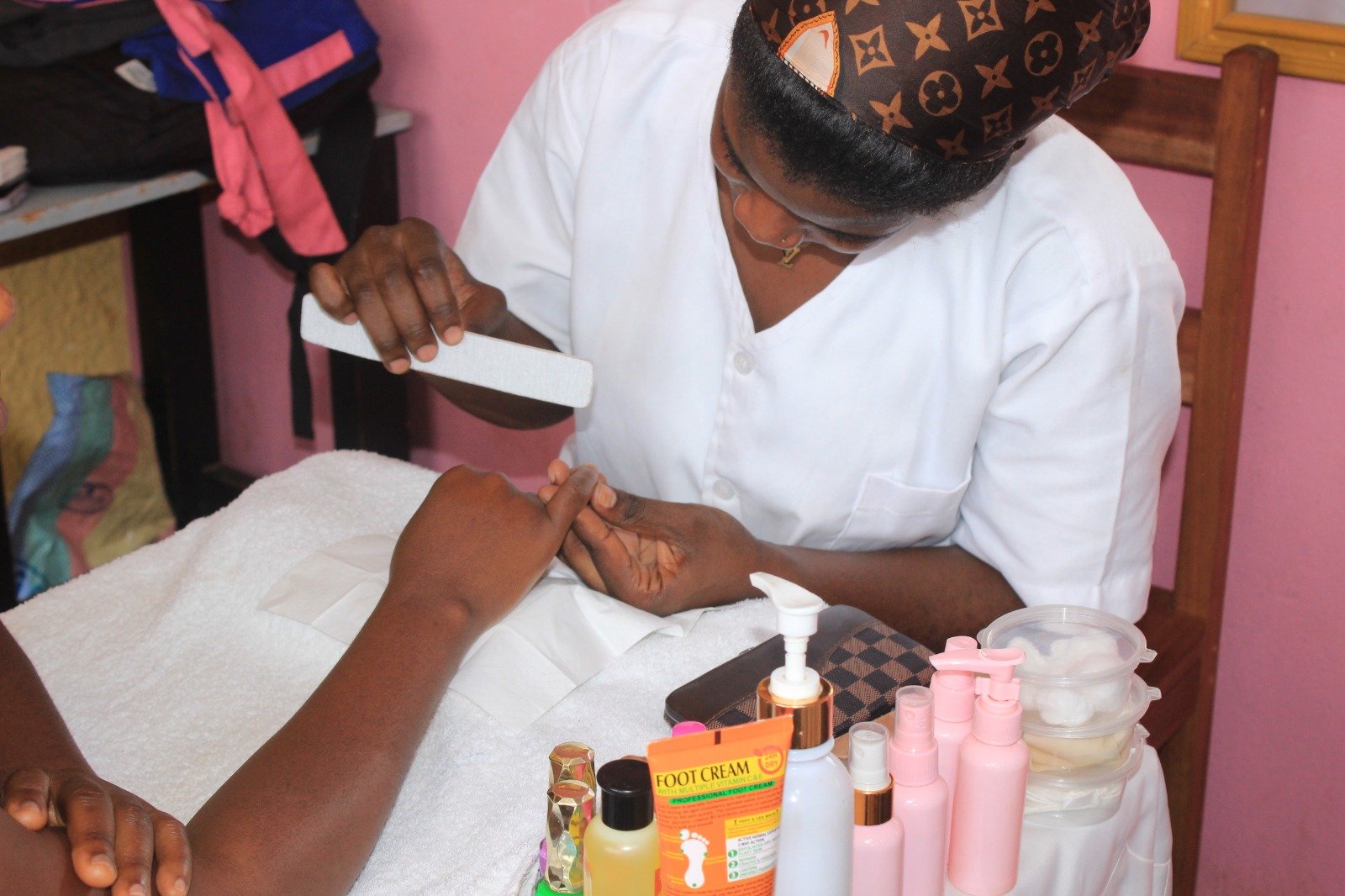 Esthétique Cosmétique et  Coiffure Professionnelle (femme)