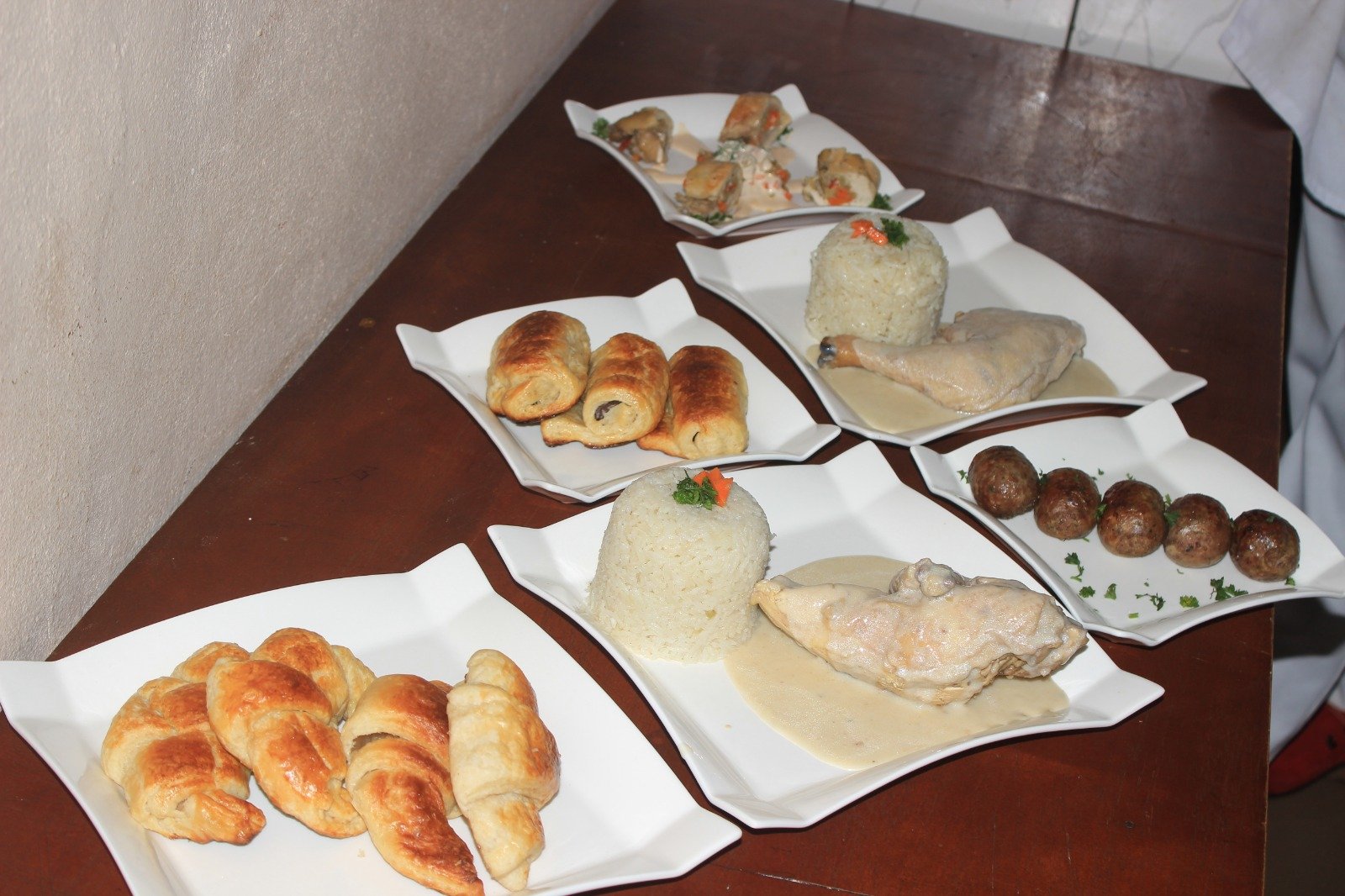 Hôtellerie Restauration (Cuisine-Bar-Restaurant / Gestion Hôtelière / Hébergement)